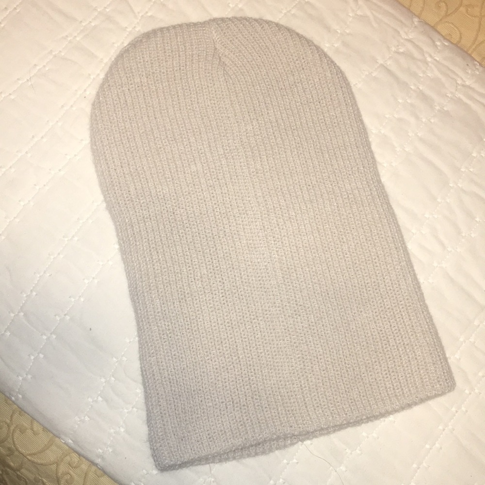 Beanie in Oatmeal - Picture 3 of 5